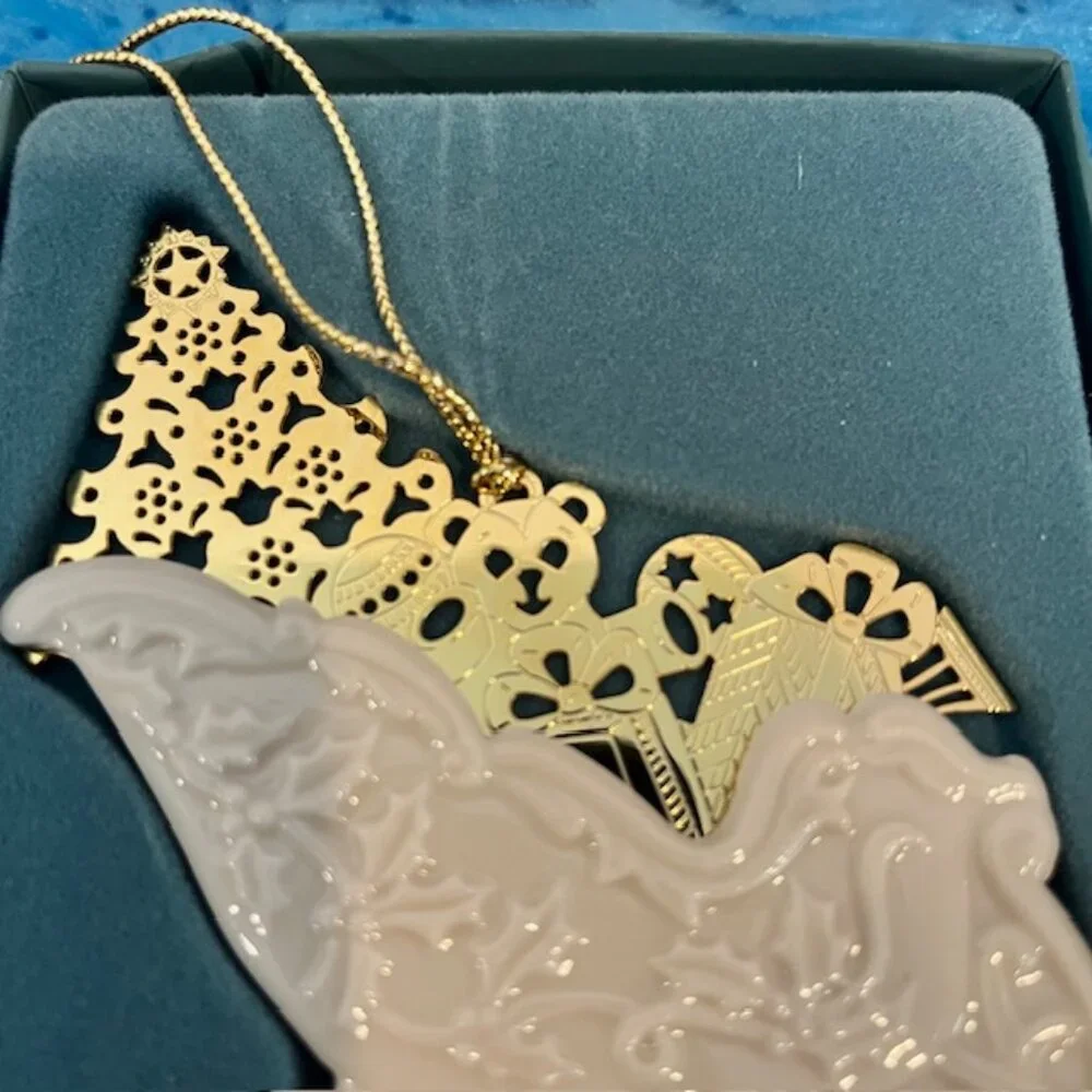 Lenox set ornaments